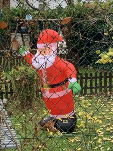 Weihnachtsmann XXL - Garten 2020